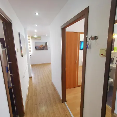 Lägenhet Apartament Faleza 4