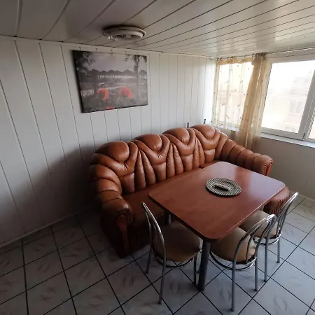 Lägenhet Apartament Faleza 4 *